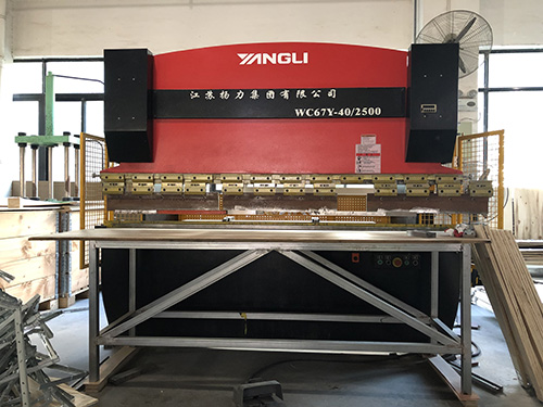 大型工業木包裝商固安德包裝告訴您膠合板箱都有什么材質